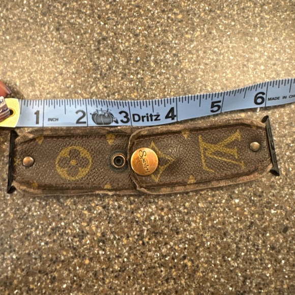 Authentic LV SPARK I Apple Watch Leather Band - Picture 7 of 8
